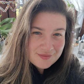 Tine, Babysitter in Griesheim