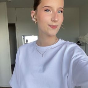 Mia, Babysitter in Dinslaken
