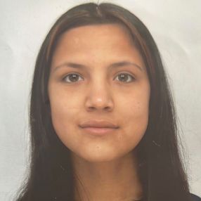 Arezo, Babysitter in Mönchengladbach