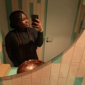 Benisse, Babysitter in Garching bei München