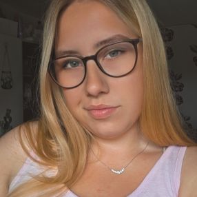 Lena, Babysitter in Lübeck