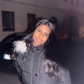 Adschaya, Babysitter in Gevelsberg