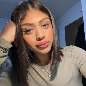 Rojin, Babysitter in Halle (Westfalen)