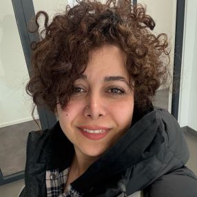 Narges, Babysitter in Homburg
