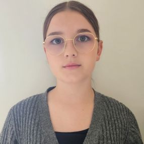 Josefine, Babysitter in Geestland
