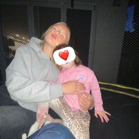 Lena, Babysitter in Illingen