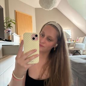 Klara, Babysitter in Hövelhof