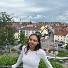 Elisa, Babysitter in Schrobenhausen