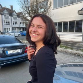 Pauline, Babysitter in Erlangen