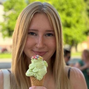 Matilda, Babysitter in Ilmenau