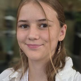 Lea, Babysitter in Limbach-Oberfrohna