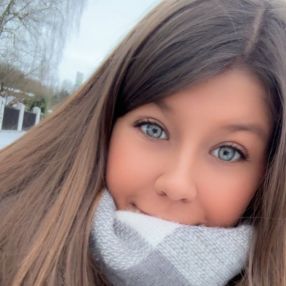 Lienna, Babysitter in Braunschweig
