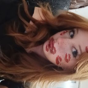 Julia, Babysitter in Langen
