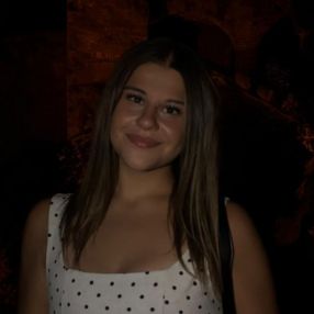 Elena, Babysitter in Leimen