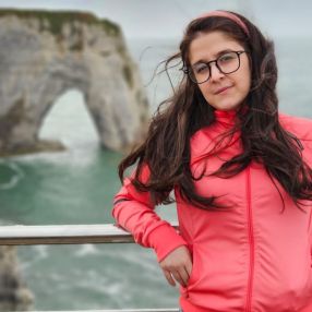Imane, Babysitter in Stuttgart