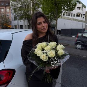 Nujin, Babysitter in Herford
