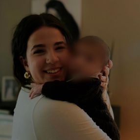 Ela, Babysitter in Kaltenkirchen