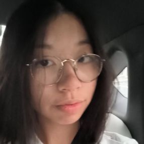 Hanxue, Babysitter in Hürth