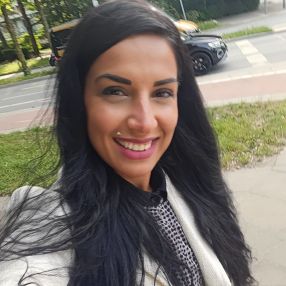 Donka, Babysitter in Hamburg