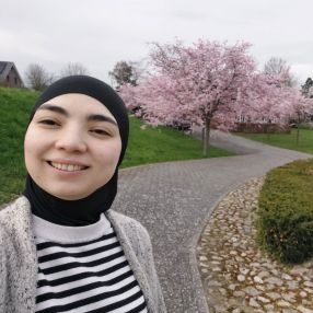 Lobar, Babysitter in Hamburg