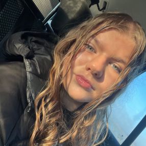 Aliyah, Babysitter in Bovenden