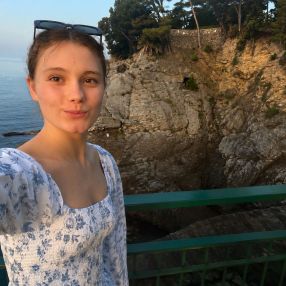 Charlotte, Babysitter in Hemmingen