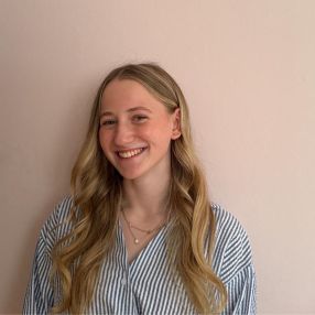 Jolina, Babysitter in Oldenburg