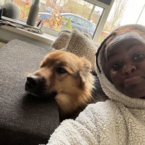 Ziporah, Babysitter in Greven