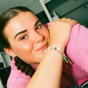 Laura, Babysitter in Düsseldorf