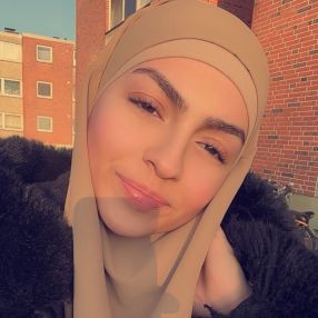 Raghad, Babysitter in Brunsbüttel