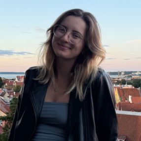 Floren, Babysitter in München