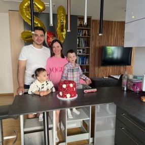 Ovidiu, Familie in Augsburg