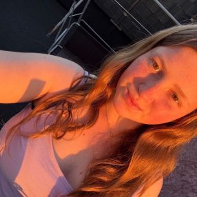 Lea-Sophie, Babysitter in Nideggen