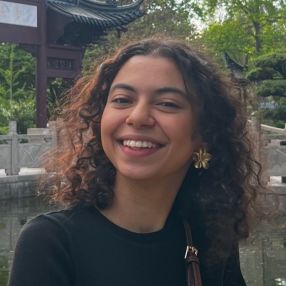 Aya, Babysitter in Mannheim