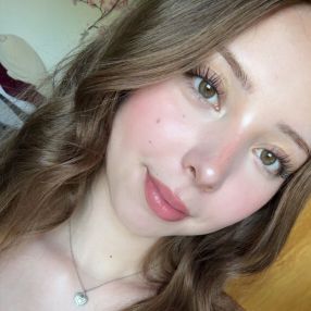 Lucia, Babysitter in Halle (Saale)