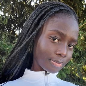 Bibiana, Babysitter in Erlangen