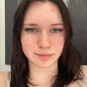 Emily, Babysitter in Henstedt-Ulzburg