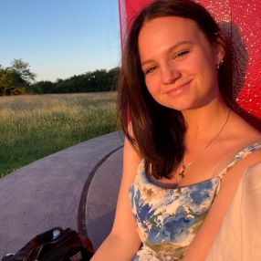 Mia, Babysitter in Kamp-Lintfort