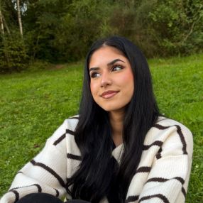 Roya, Babysitter in Aachen