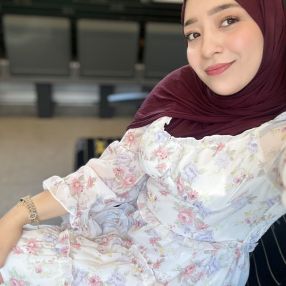 Hadil, Babysitter in Sinsheim
