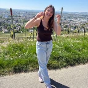 Selina, Babysitter in Oberursel (Taunus)