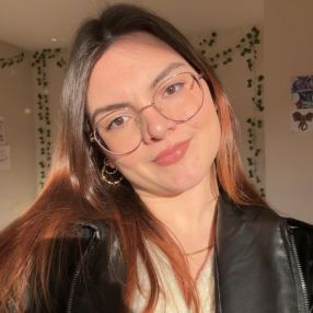 Selina, Babysitter in Oberursel (Taunus)