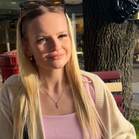 Annika, Babysitter in Walldorf