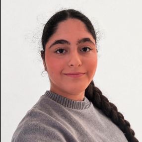 Naemi, Babysitter in Kerpen