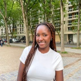 Seynabou, Babysitter in Bonn