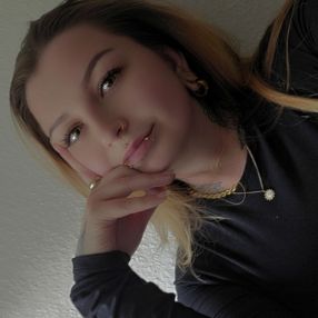 Julia, Babysitter in Wilhelmshaven