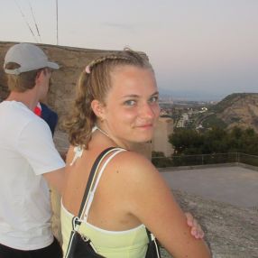 Lina, Babysitter in Eckental