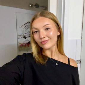 Laura, Babysitter in Freiburg im Breisgau