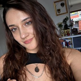 Esra, Babysitter in Ober-Ramstadt