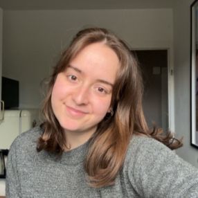 Jasmina, Babysitter in Voerde (Niederrhein)